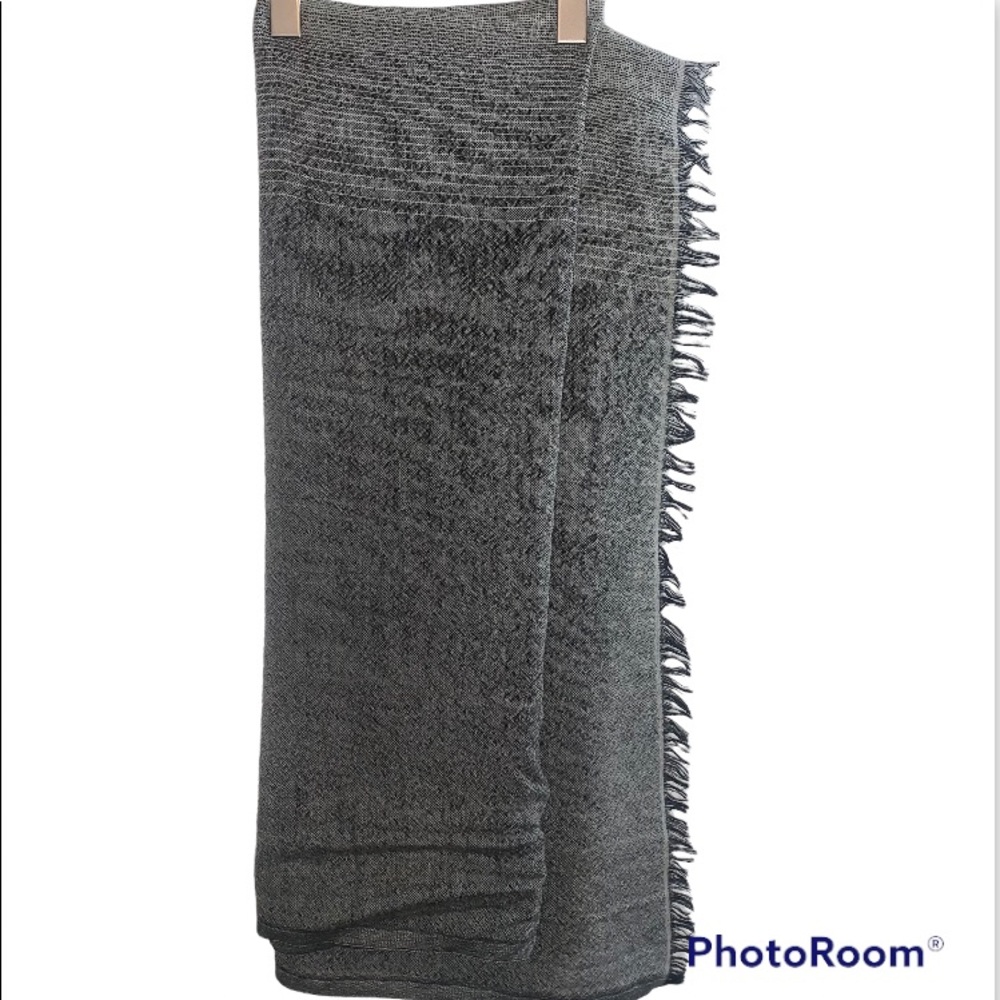 Lululemon scarf